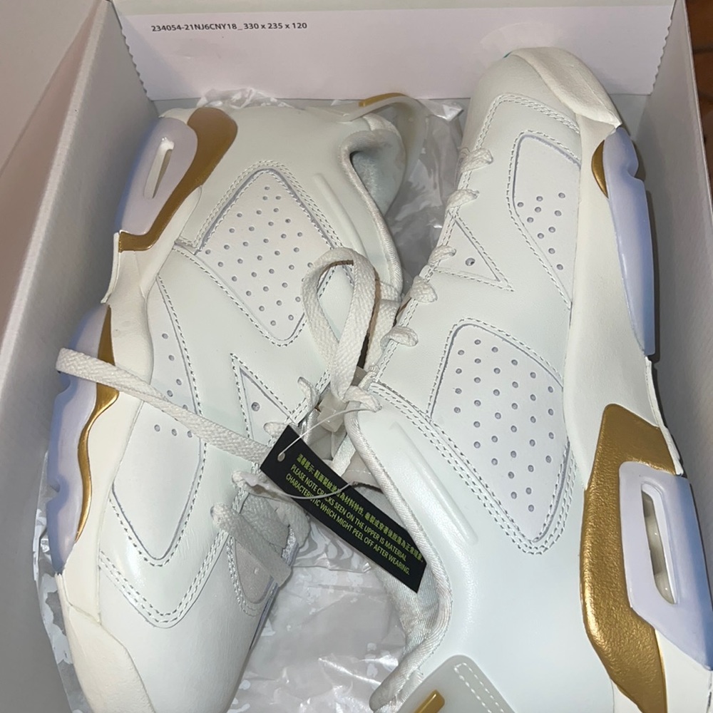 NEW AIR Jordan 6 Retro Low GC (Size 8M)